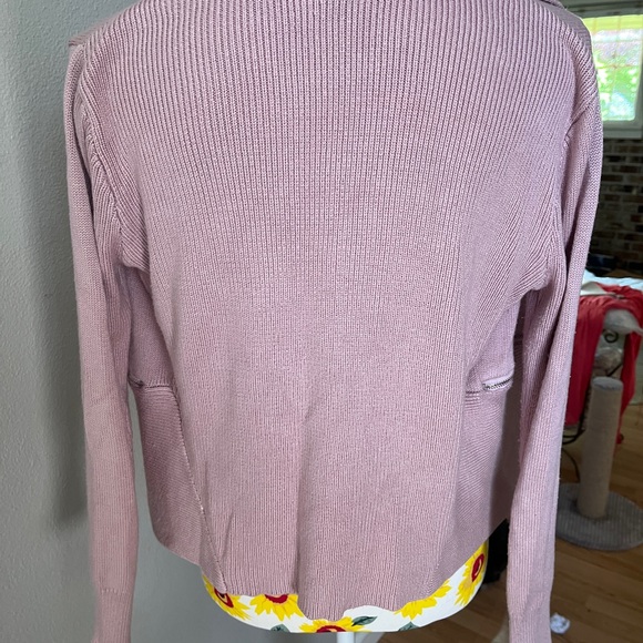 Carmen Pink Cardigan - Picture 2 of 2